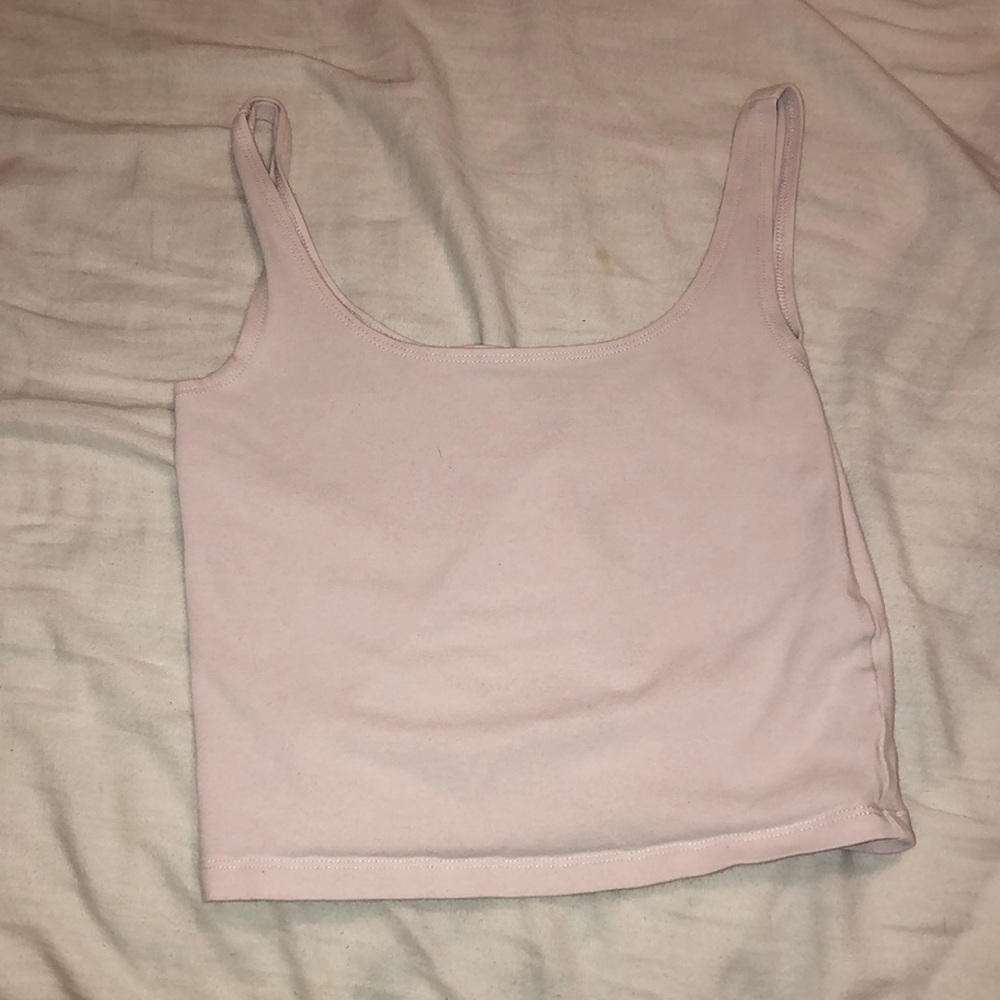 Light pink crop tank